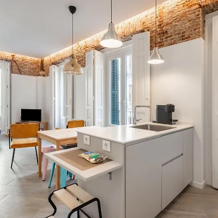 4 Bedrooms 3 Bathrooms Furnished - Sol - Bright & Fully Equipped - Mintystay Madrid Exterior photo